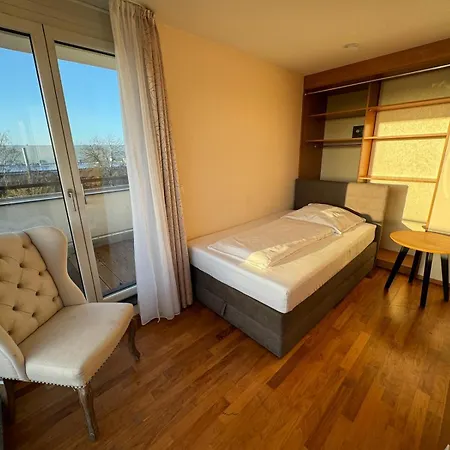 Wal * Liederbach am Taunus