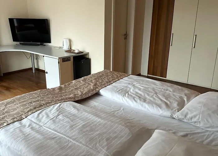 Wal Отель Лидербах